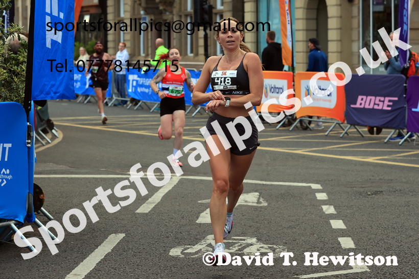 The Newcastle Quayside 10k Road Race, 2025 Newcastle Quayside 5k and 10k Road Race  Photo: David T. Hewitson/Sports for All Pics
